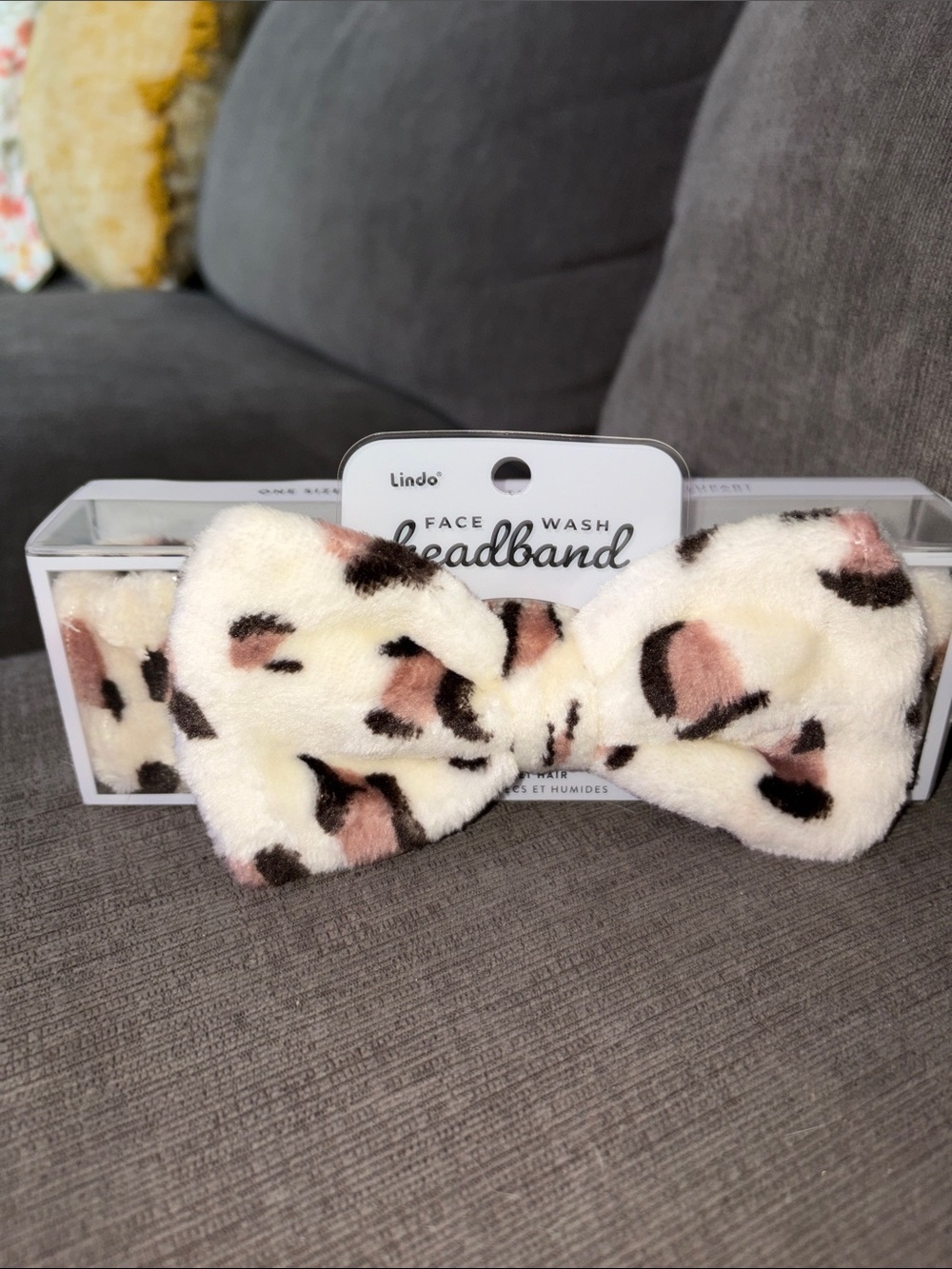 Plush Leopard Print Face Wash Headband - Cream & Pink